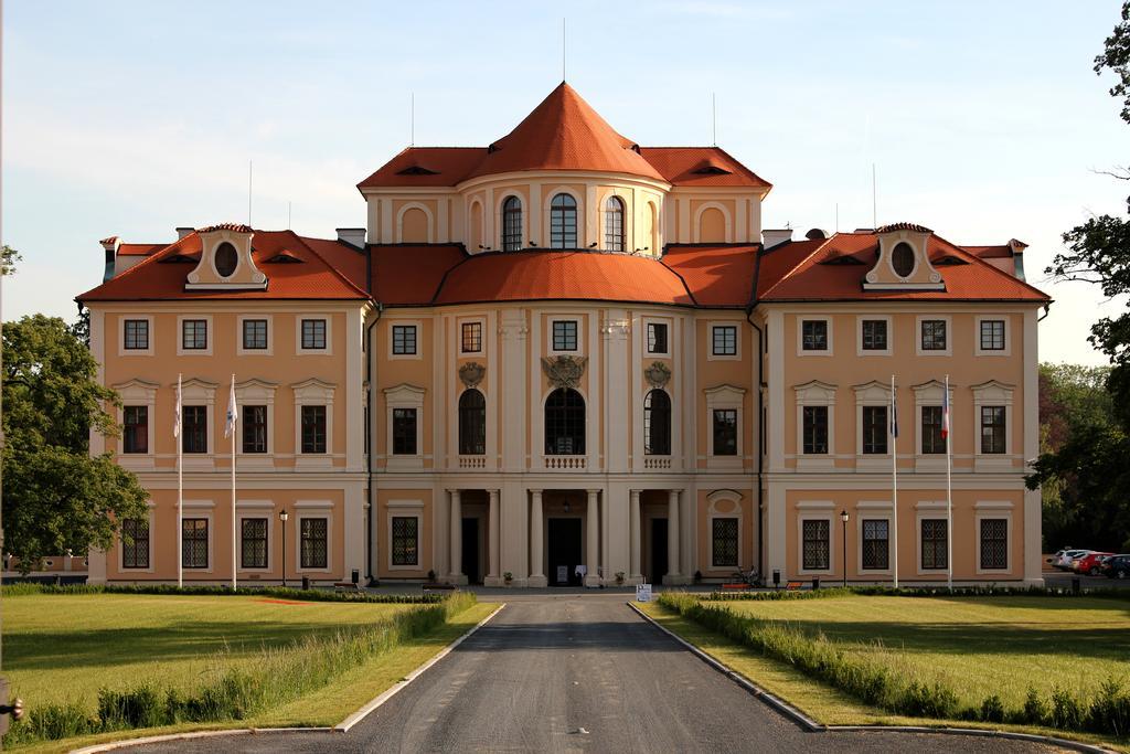 Chateau Liblice Byšice المظهر الخارجي الصورة