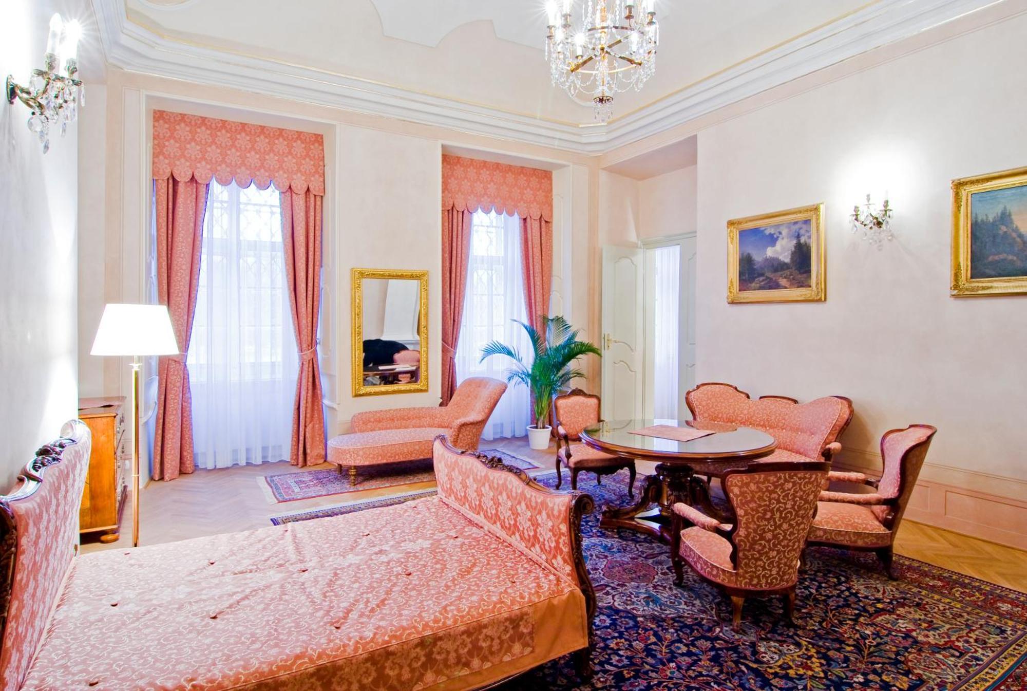 Chateau Liblice Byšice المظهر الخارجي الصورة