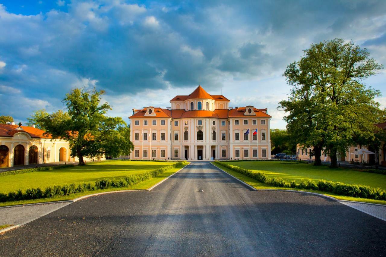Chateau Liblice Byšice المظهر الخارجي الصورة